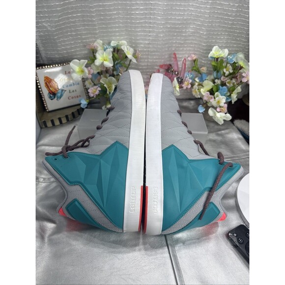 (S6) Nike Lebron 11 VO2 Grey Sneaker Size 13 main image 7